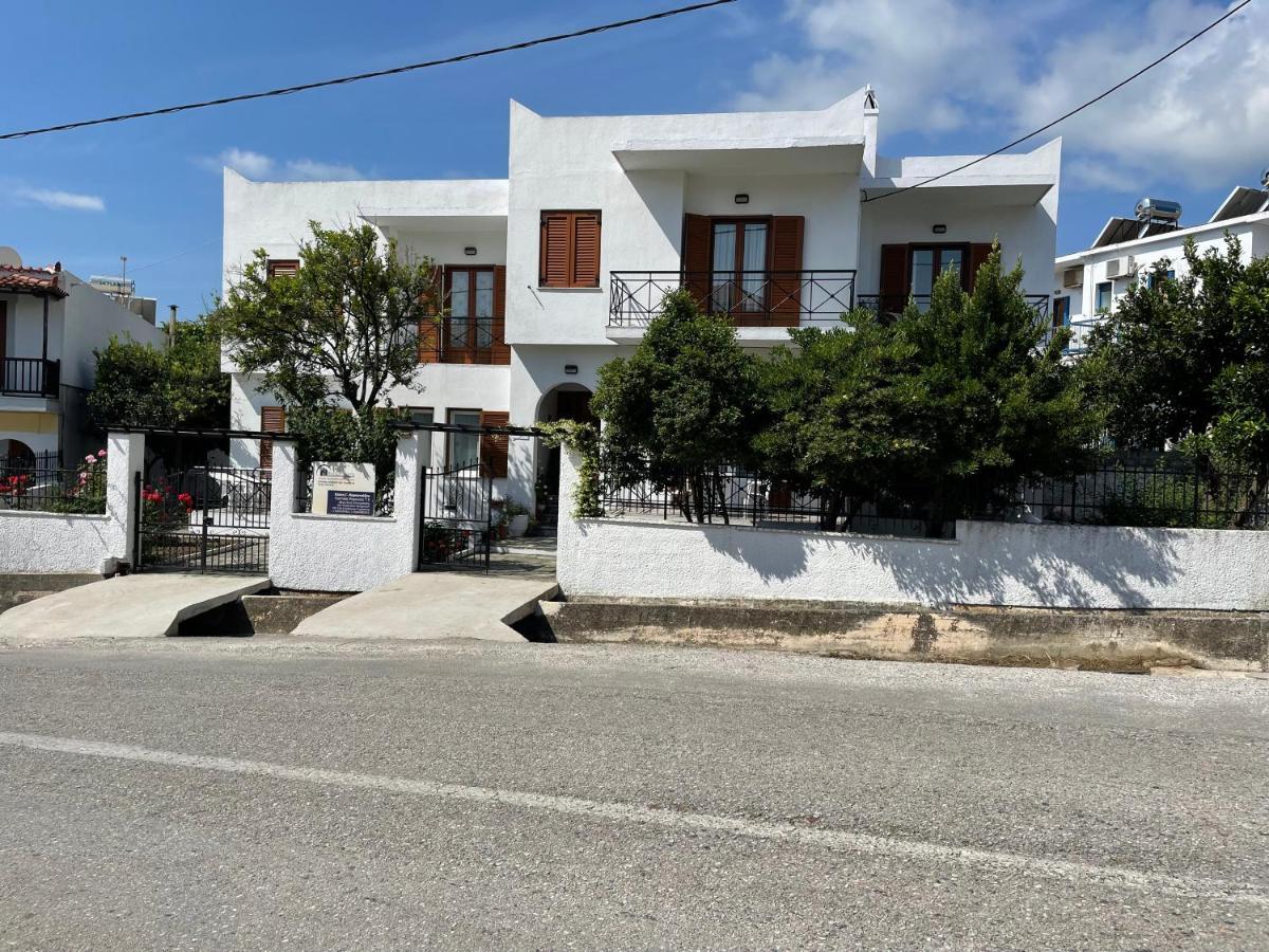 Karagiozos Studios & Apartments Σκόπελος Εξωτερικό φωτογραφία