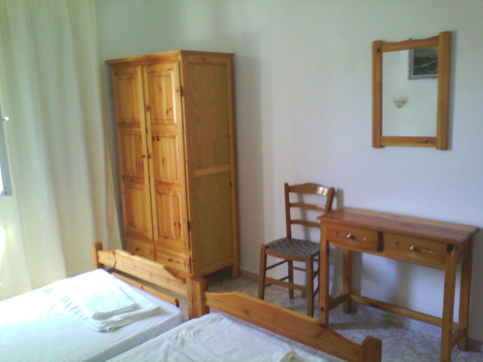 Karagiozos Studios & Apartments Σκόπελος Δωμάτιο φωτογραφία