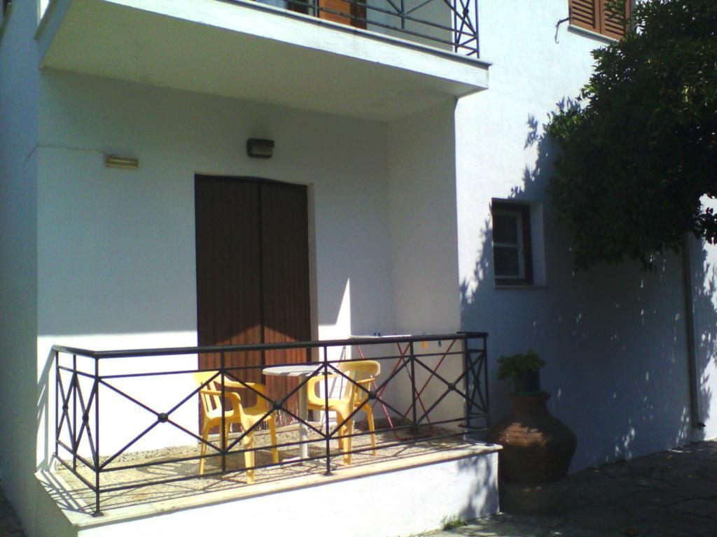 Karagiozos Studios & Apartments Σκόπελος Δωμάτιο φωτογραφία