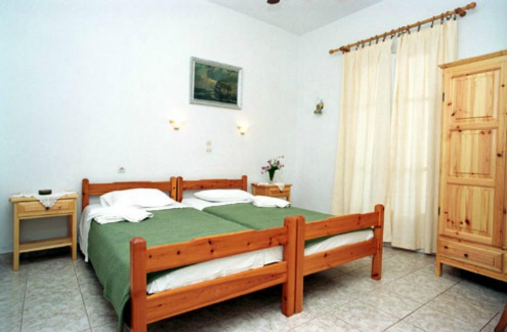 Karagiozos Studios & Apartments Σκόπελος Δωμάτιο φωτογραφία