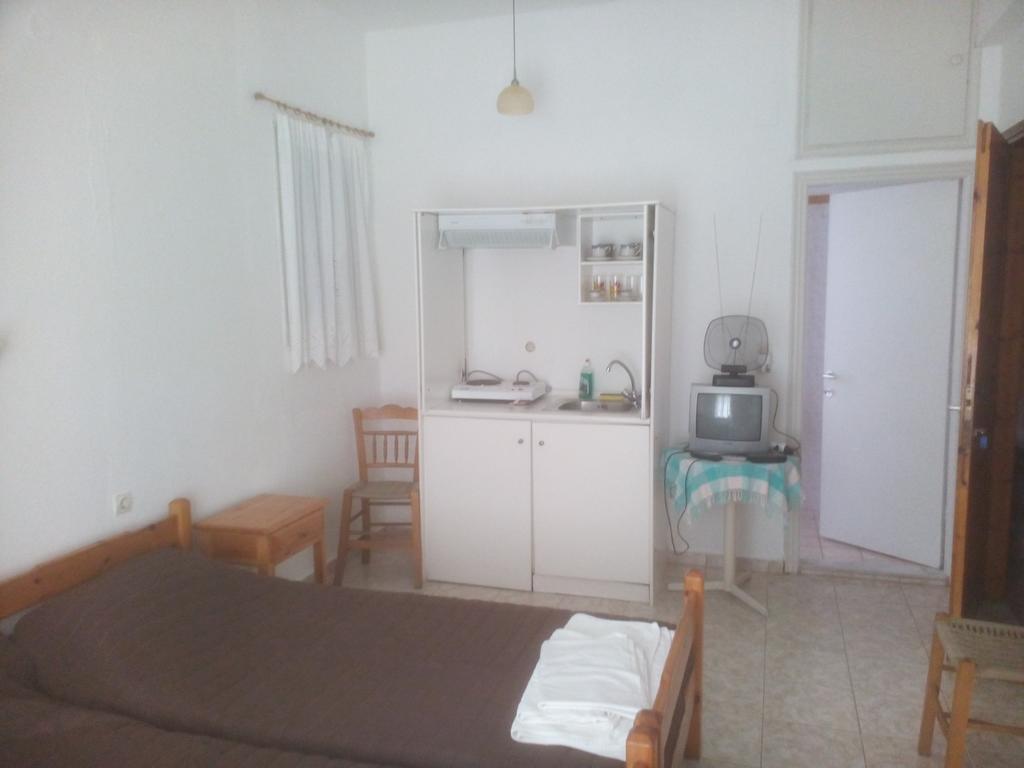 Karagiozos Studios & Apartments Σκόπελος Εξωτερικό φωτογραφία